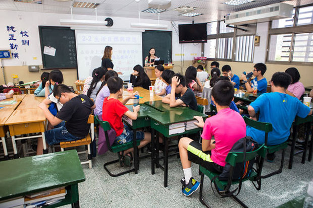 14 歲女孩的異國之旅，實踐跨文化的服務學習