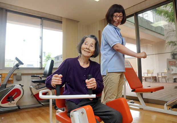 長照人力政策不能再閉門造車