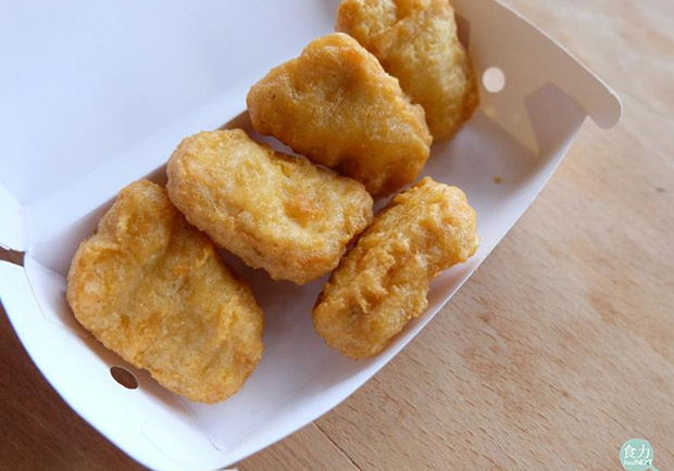 雞塊到底是不是雞肉做的？外皮加了什麼才能外酥內軟？