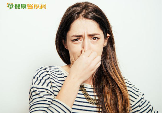 口腔異味好尷尬，重拾好口氣做好這件事是關鍵