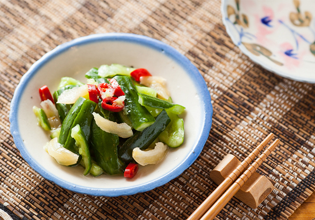 夏日免開火清爽小菜：古早味涼拌小黃瓜
