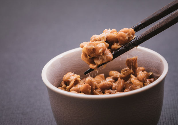 別再嫌它臭！長壽大國的必備食材「納豆」