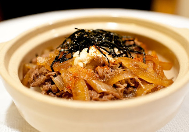 10分鐘超快速日式風味上桌：壽喜燒牛肉蓋飯