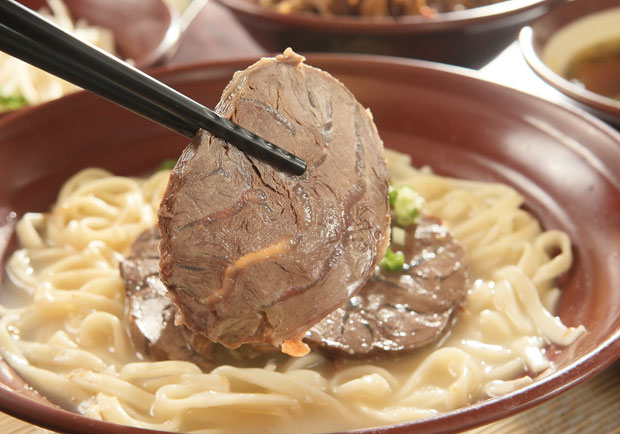 粗茶淡飯才健康？邁入老年最好吃進足夠肉類