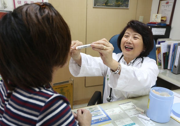 看病前先掌握身體狀況，「就醫 3 問」有助醫病溝通