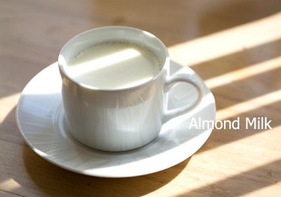 抗初老美白飲品！女生一定要喝「杏仁牛奶」