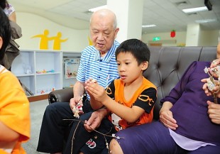 長輩的心被孩子融化