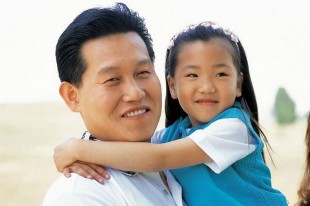 爸爸壓力大，影響小孩身心發展