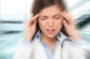 「大姨媽」來就頭痛，可能是這些原因
