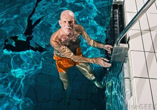 為什麼游泳可能是最適合老年人的運動？