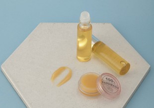 可隨身攜帶超方便！自己做滾珠型去痘精華素