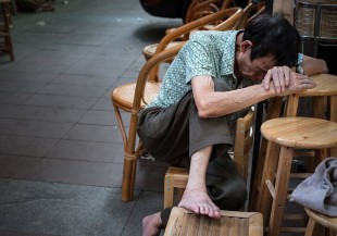 為什麼失智症病人晚上不睡覺？