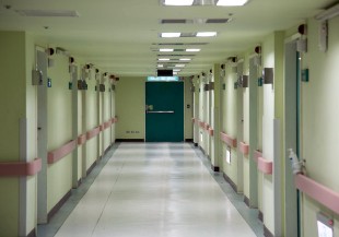 失智症的病人為什麼要住院？