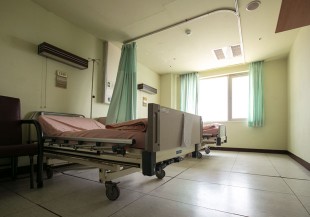 太太走後，連踏進醫院都是一種痛... 學習與已逝者保持連結