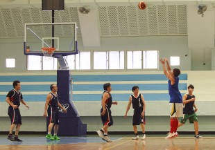 「啪」一聲後劇痛...阿基里斯腱（跟腱）斷裂怎麼辦？