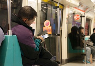 減少孤獨、增進人際互動，長輩使用視訊能降低憂鬱