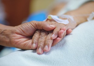 爸爸沒有痛苦地離開...這一刻我不是護理師，只是他的女兒