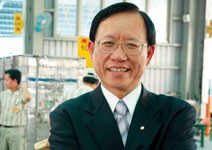 宅配業 統一速達總經理 黃千里 向集團借力 終結淡季