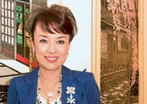 翁倩玉 用版畫當舞台