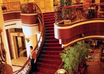 從天地餐廳,從變革開始第二個50年