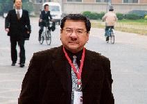 總裁愛當教育家