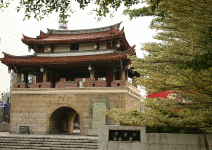 2007縣市政績總體檢∕民意調查篇 1.縣市長施政滿意度 連任政績高肯定，新任人氣待累積