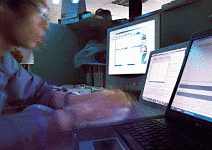 低薪世代 薪如止水 只好兼差去