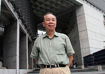 實踐大學董事長 謝孟雄 更專業的「業餘」文化人