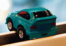 四大應變抗寒冬 車商在不景氣中創高峰