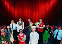 2006十大服務業評鑑 多服務1％就是贏家