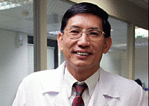 辜成允無條件支持 陳垣崇破解龐貝氏千年絕症