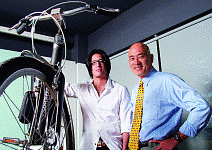 當傳產碰到設計〉羅祥安vs.蔣友柏 打品牌，至死方休做設計，用懸崖學