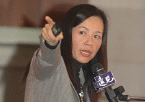 YAHOO!奇摩董事總經理鄒開蓮 和千萬個臭皮匠一起改寫經濟學