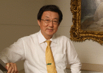 中環董事長翁明顯 投資《魔戒》的大亨，改當綠能巨人