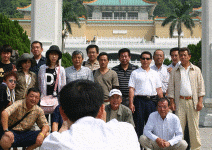 台股基金規模單月暴衝近百億 跟著羅傑斯、淡馬錫賺「馬上」財