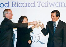 2008外商投資意願大調查 史上新高！67％外商樂觀台灣經濟馬上好