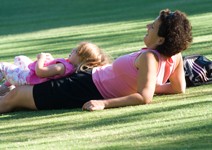 美國職場新現象 當全職媽媽，做兼職女強人