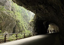 觀光局‧《遠見》首度神祕客調查 最友善旅遊地：台北故宮、花蓮太魯閣