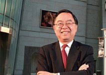 峰會人物2 香港恆隆集團主席 陳啟宗 現在是買樓買地的好時機