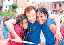 半導體巨頭杜紀川的社會責任 街頭善念 扭轉5000巴西兒命運