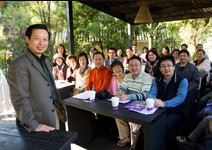 逢甲大學文化創意產業EMBA班 邊吃邊玩邊上課