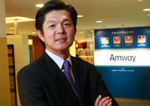 安麗大中華區行政總裁 顏志榮 一路創意，中國直銷業的阿甘