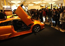 復甦力道尚微，金磚依舊成焦點