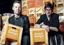 多功能紙板，當桌椅還能做行銷