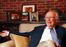 為了果蠅的腦神經 DNA之父來台訪問