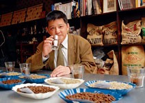 除了沖煮咖啡，烘培課程也漸成風氣