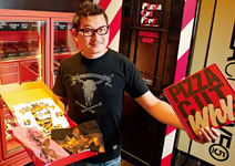 Pizza Cut Five 以潮為尊， 代客潮化操盤手