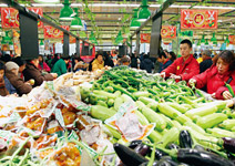 先一步進駐二線城市， 穩坐量販一哥
