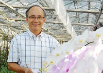 黃崇德 鍾情不渝耐心等待花開