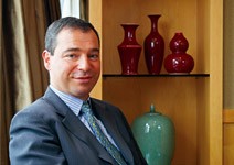 企業唯一能獲利的方法， 就是服務世人